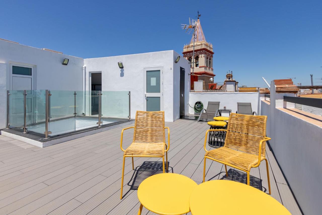 Апартаменти Nine O Clock San Luis Skyview Севілья Екстер'єр фото